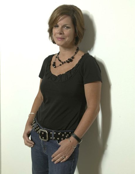 busty milf onlyfans free gallery