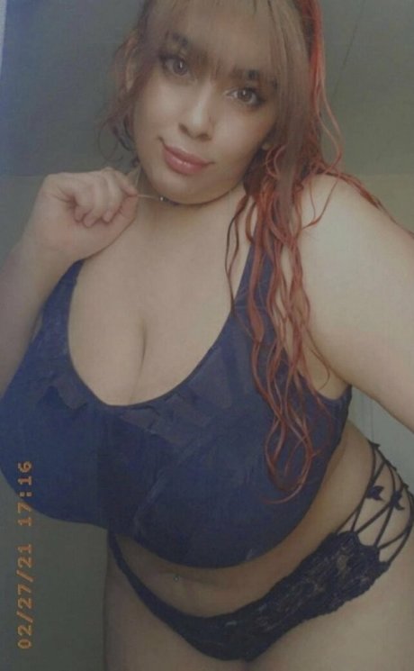 Luna 2me sexy star pictures