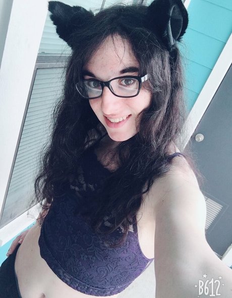 Orcastraw nice actress pictures