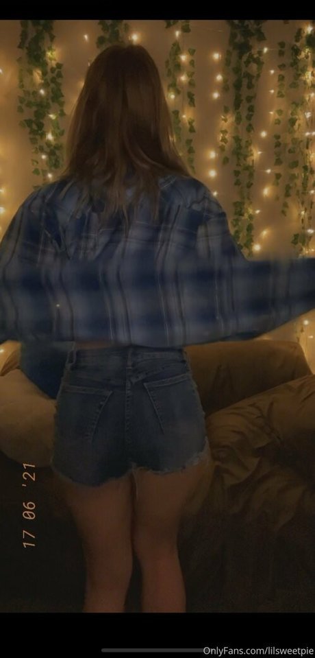 ameliaxy model top photos