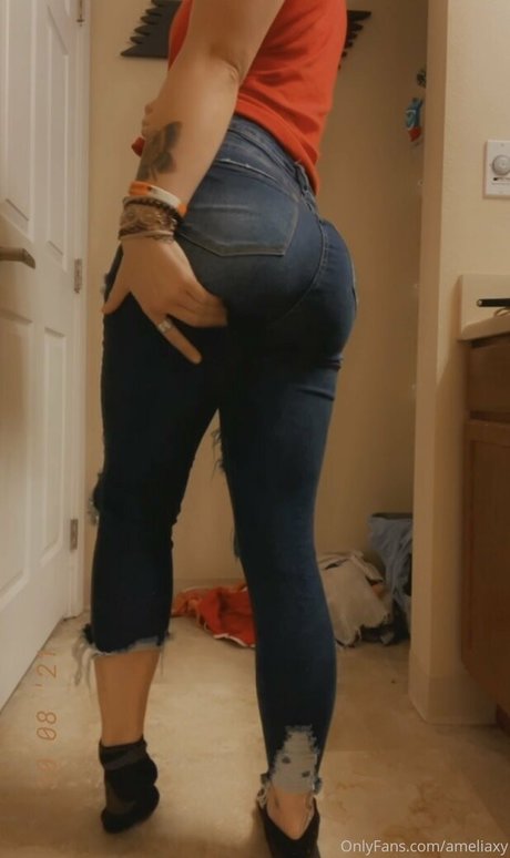 ameliaxy best model photos