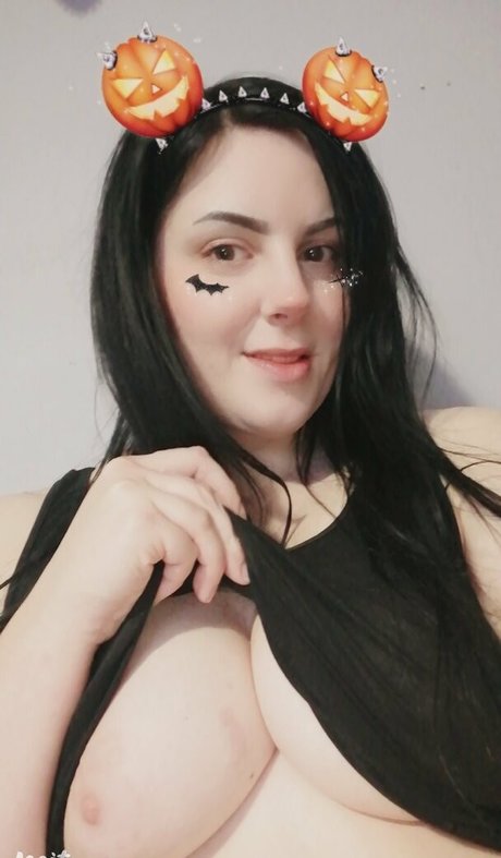 lunaceileste star hot image