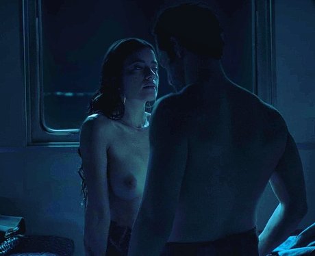 Paulina Gaitan pretty actress image