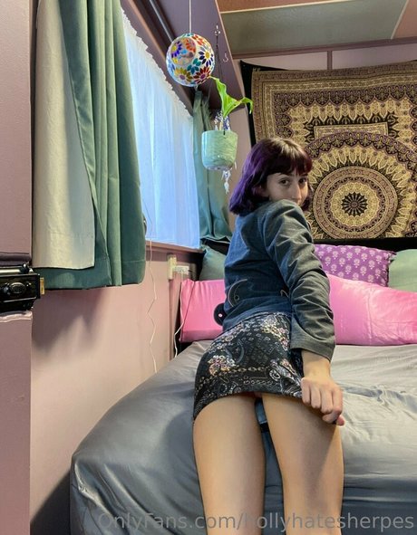 hollyhatesherpes pornstar high quality galleries