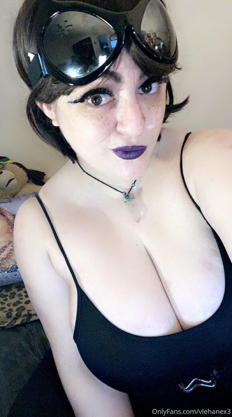 vlehanex3 xxx model image