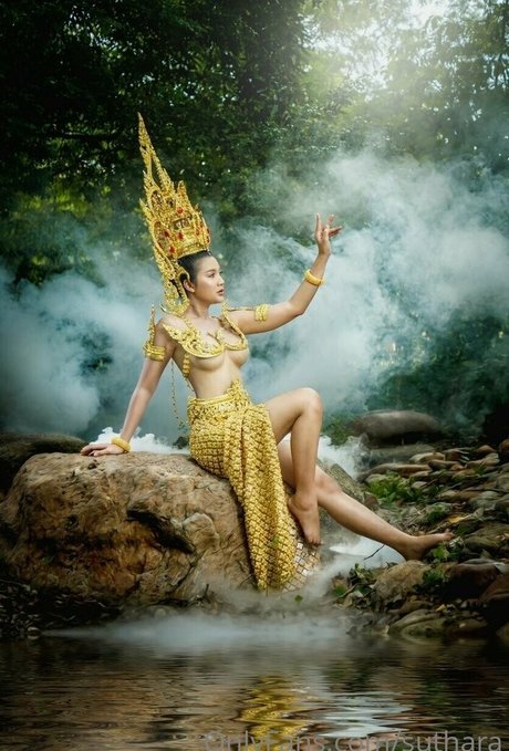 suthara pornstar exclusive pictures