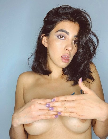 Pupauu star high quality photos