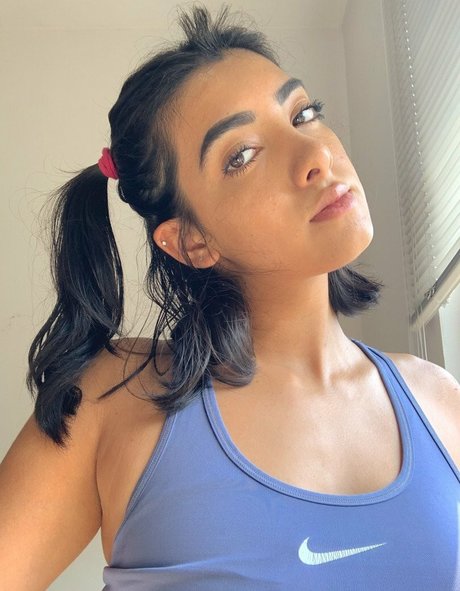 Pupauu free model images