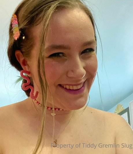 sluggal 00 nudes model picture