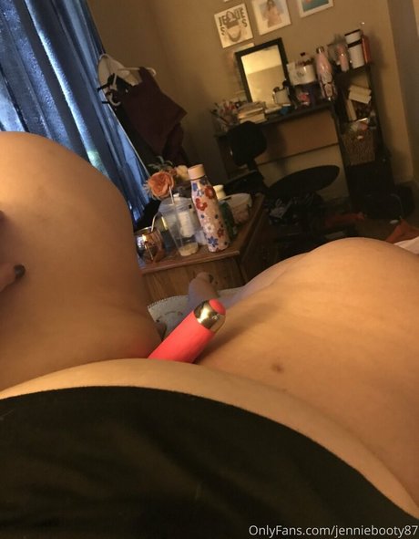 jenniebooty87 model hot picture