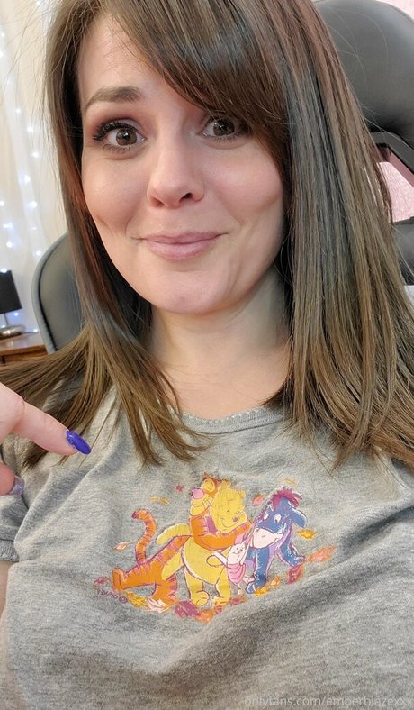 emberblazexxx erotic model photos