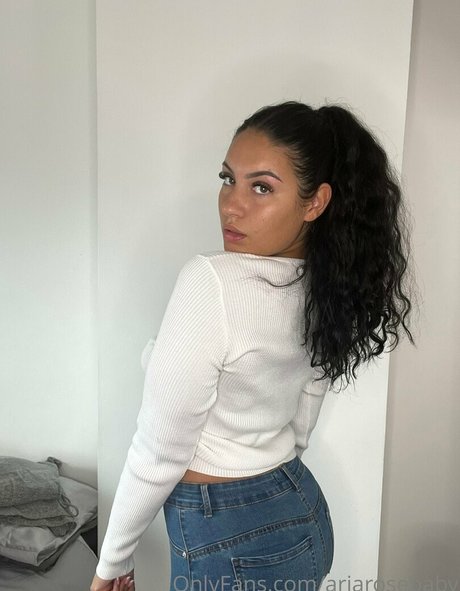 ariarosebaby nudes actress photo