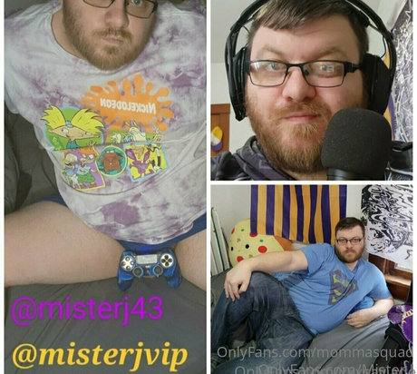 mommasquad model img