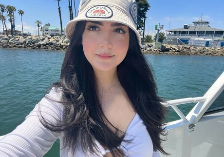 Bnans erotic star galleries