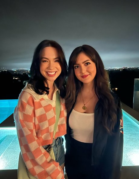 Bnans hot star images