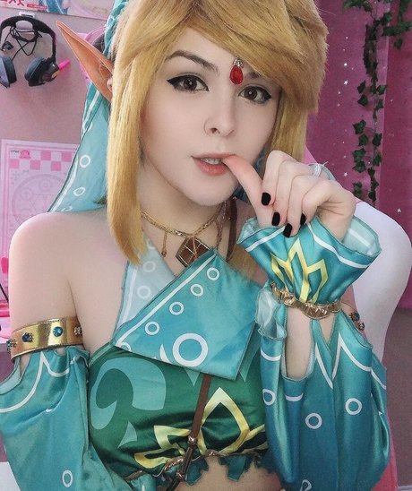 itsarice high quality actress picture