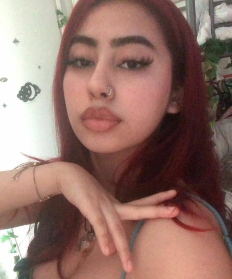 Sisterbryana pretty pornstar pic