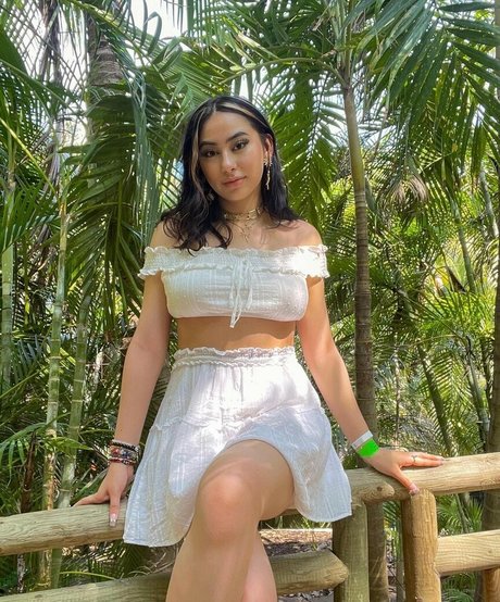 Sisterbryana hd pornstar pictures