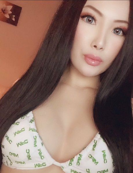 shemale fucks girl onlyfans sexy naked galleries