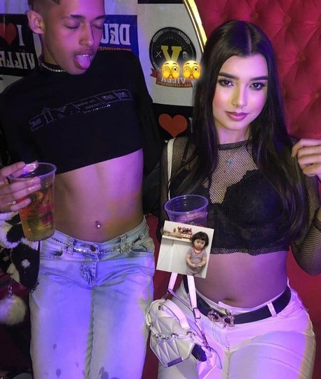 Arielly Bonatti model pretty photo