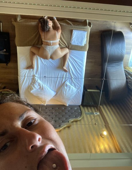 xeniahelleincgoddess pornstar high quality pics