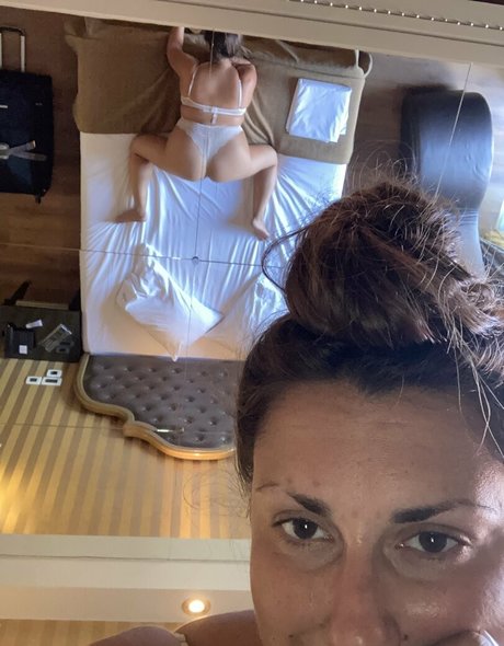 xeniahelleincgoddess model art img