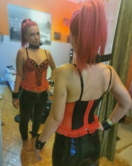 Sexi Gypsy pornstar nudes image