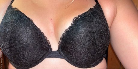 lmaoitsry model hot pictures