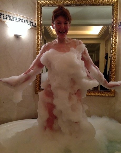 Yvette Fielding star free pic