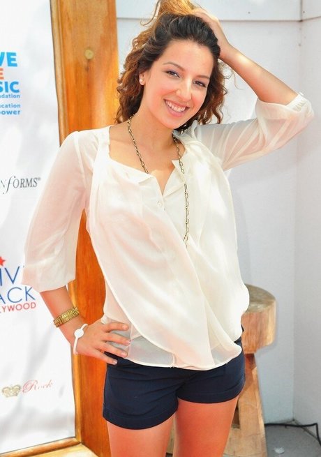 Vanessa Lengies pornstar sexy images