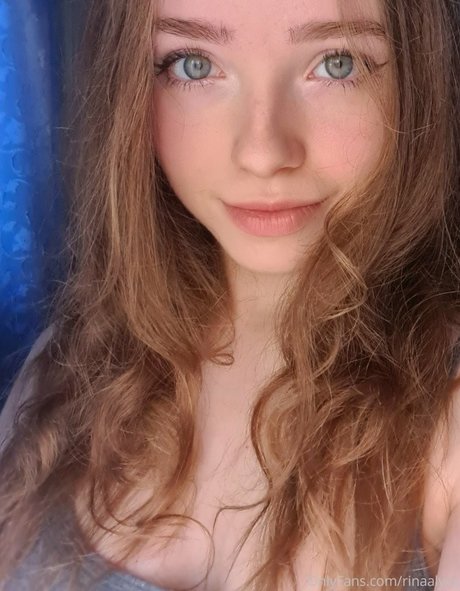 Rinna Ly adult model picture