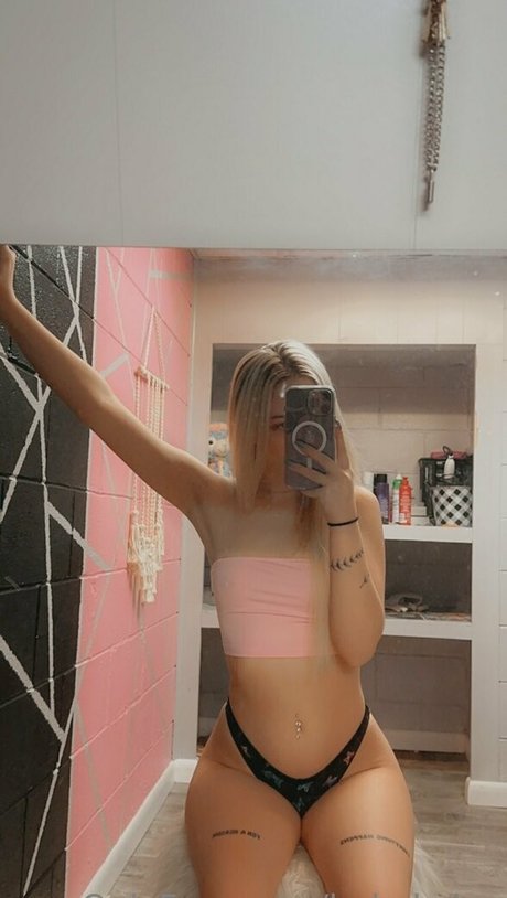 Giannaah sexy model photo