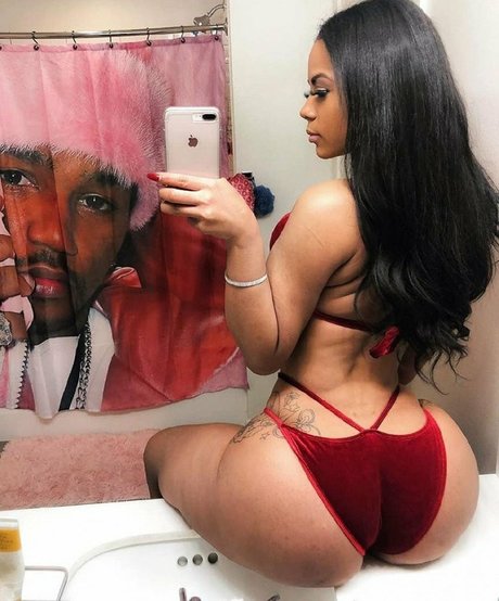 Strella Katt model pretty gallery