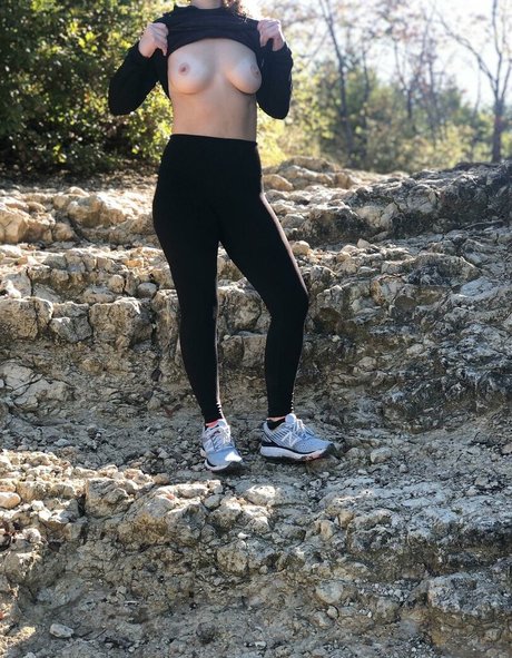 missmariah 0402 naked actress photo