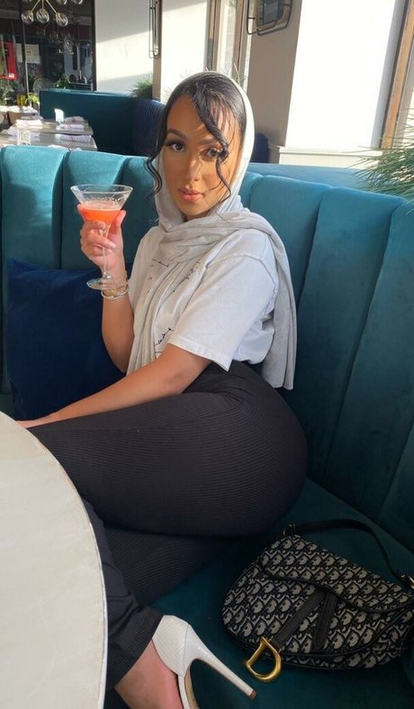 femdom facesitting onlyfans art porn photos