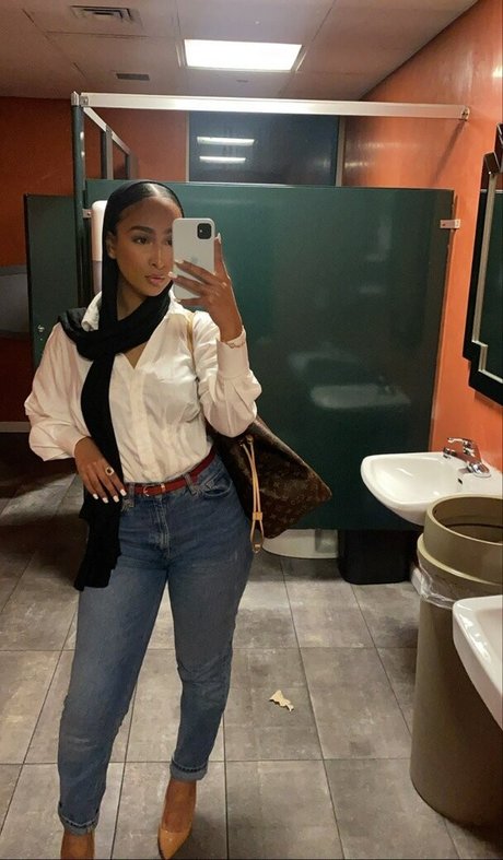 real twin onlyfans hd images