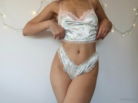 busty solo onlyfans hot sexy picture