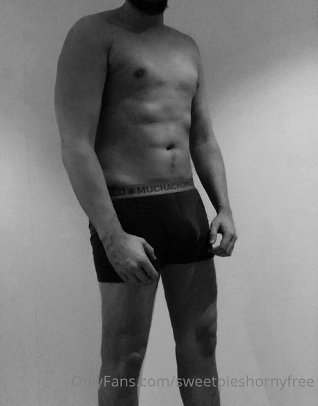 Sweetpiesswe pornstar pictures