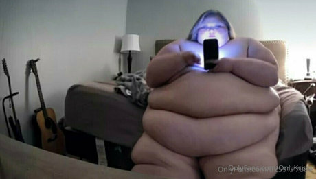 onlykrissy xxx pornstar pics