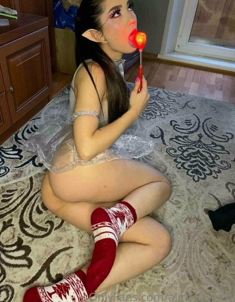 ebony smoking onlyfans beautiful naked pic