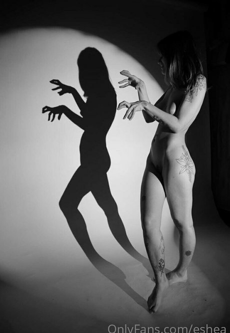 eshea nudes pornstar image