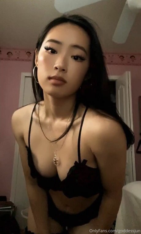 Goddessjun xxx model image