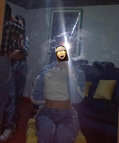 soy danni18 nice star picture