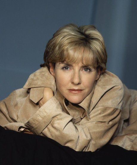 Amanda Burton xxx model images