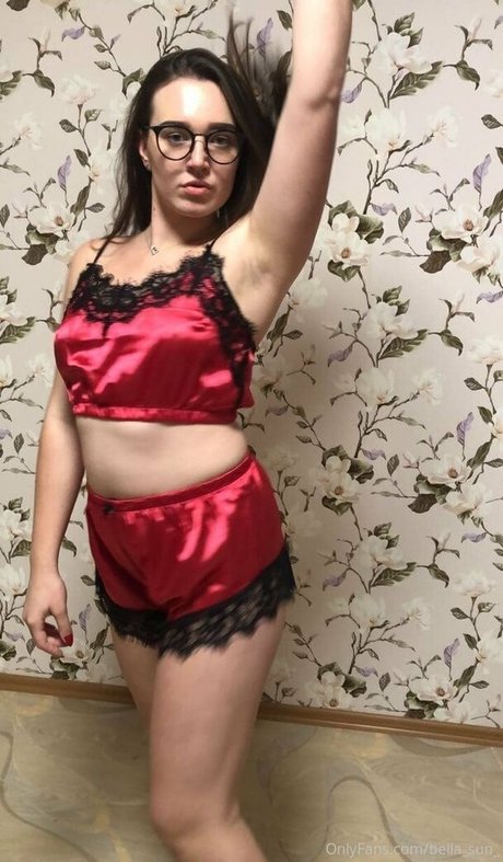 bella sun_ high quality star image