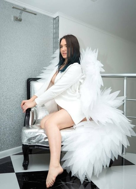 bella sun_ beautiful model photo