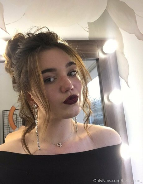 bella sun_ top star photos