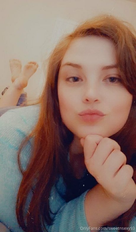 sweetnsexy93 pornstar nude pictures