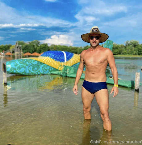 joaorauber nude actress img