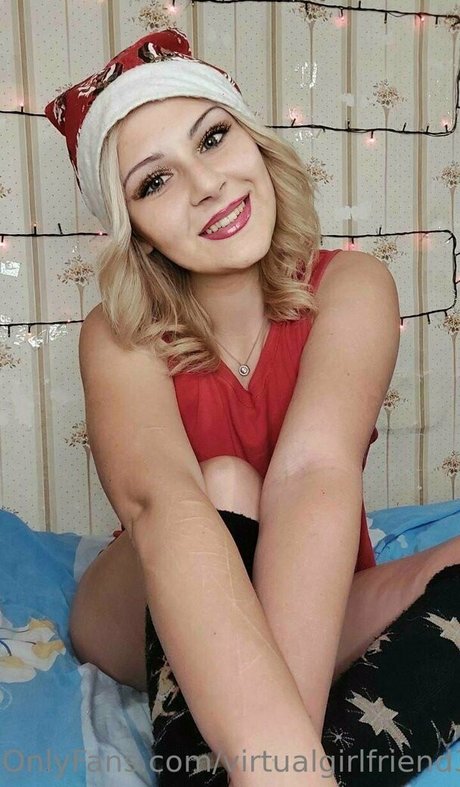 virtualgirlfriend33 hot actress photos